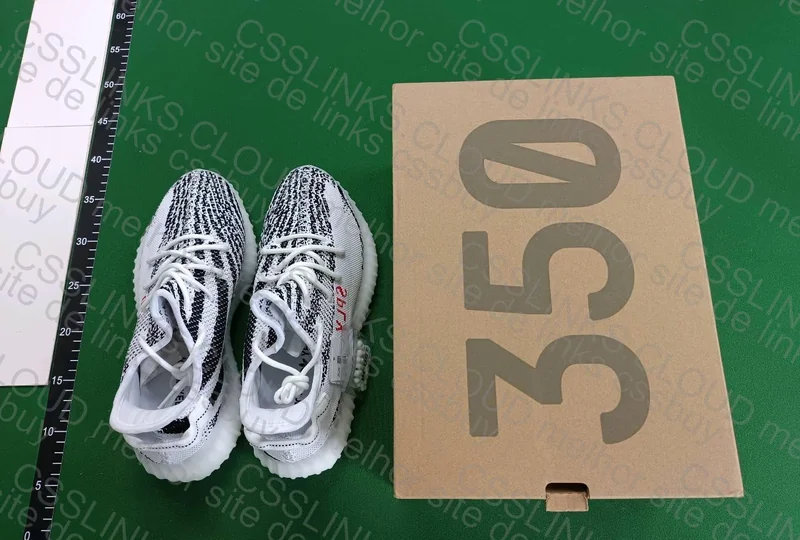 Yeezy 350 V2 Batch OG ¥130 5