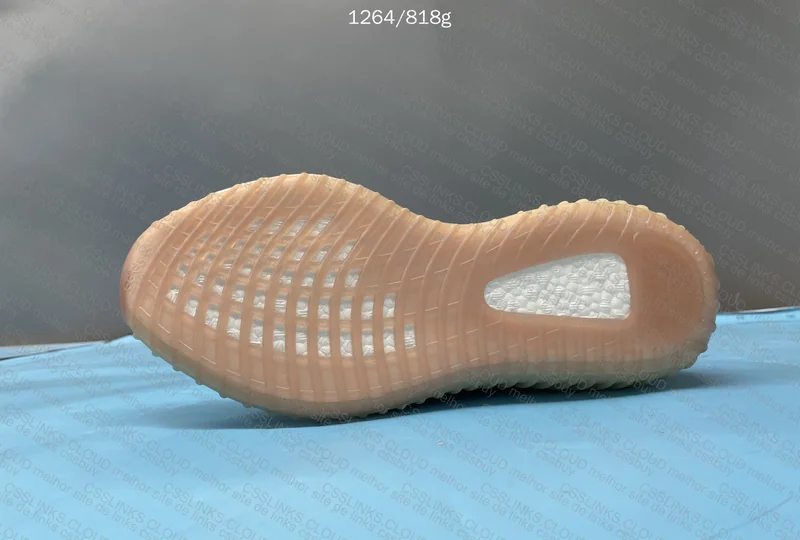 YEEZY 350 V2 - BATCH S2