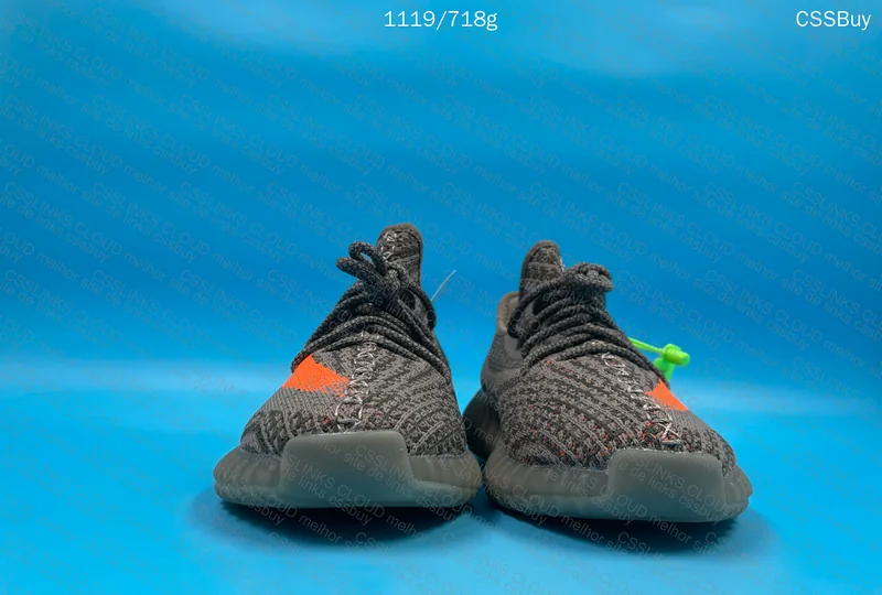 Yeezy 350 v2 Beluga 3