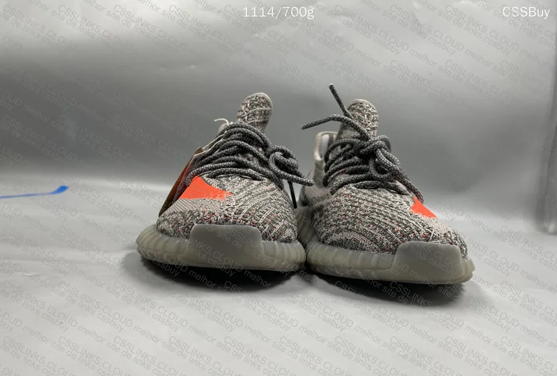 Yeezy 350 V2 Beluga 2