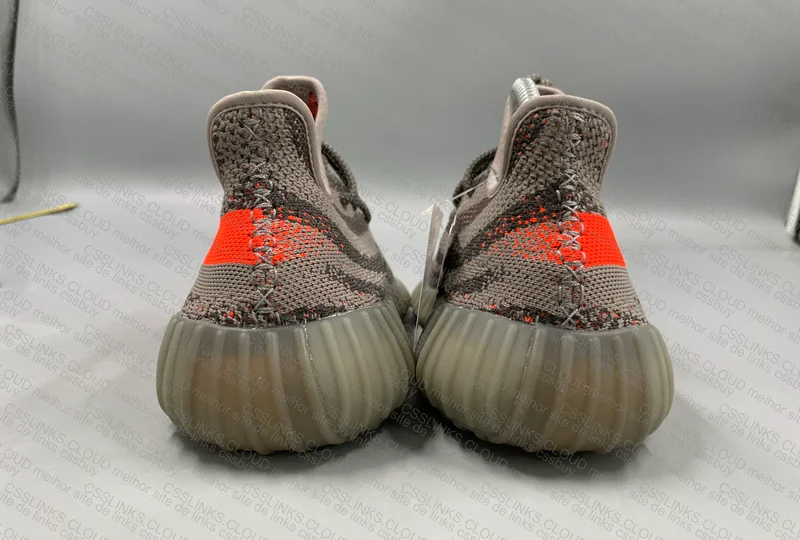 Yeezy 350 v2 Beluga 3