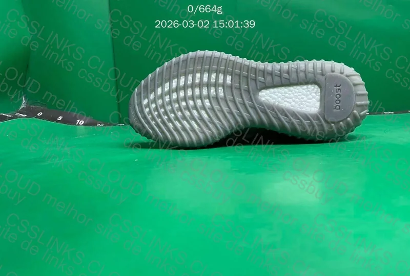 Yeezy 350 V2 Beluga 7