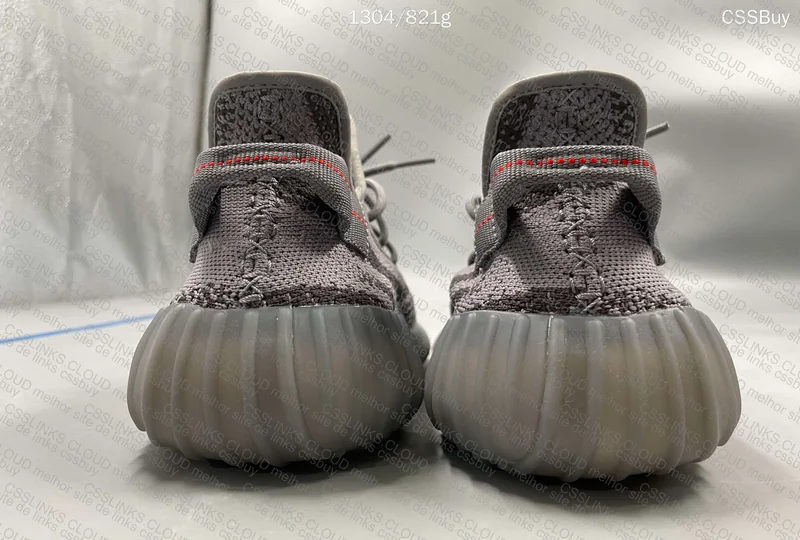 Yeezy 350 V2 Beluga 2.0 3