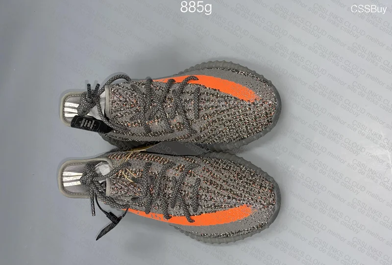Yeezy 350 v2 Beluga Refletivo 3