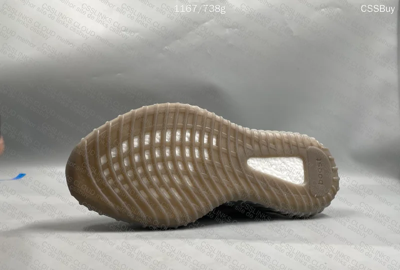 Yeezy 350 V2 Beluga Refletivo STOS 9