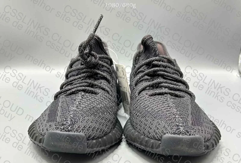 Yeezy 350 v2 Black LW 3