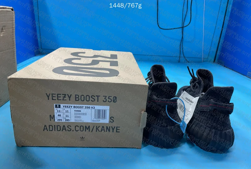 Yeezy 350 V2 Black Non-Reflective 4