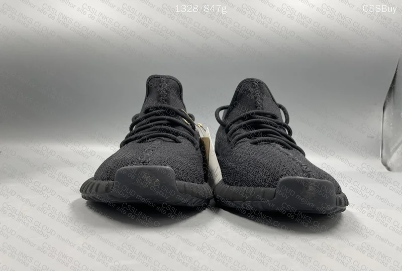Yeezy 350 V2 Black Onix 5