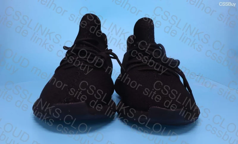 Yeezy 350 v2 Black/Red