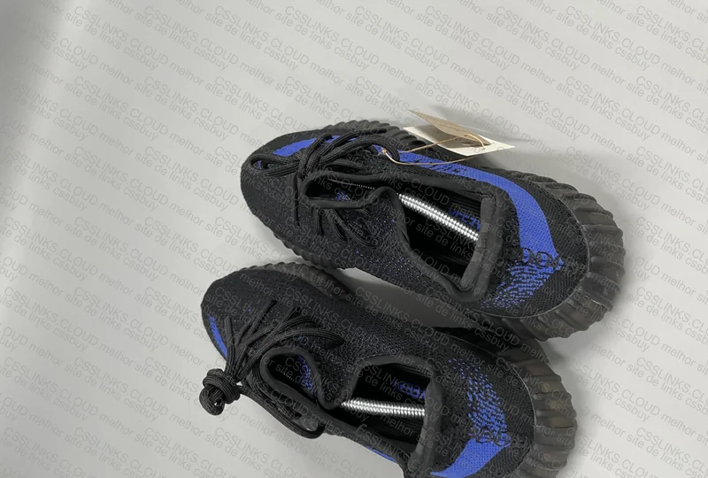 Yeezy 350 V2 - Blind Box 3
