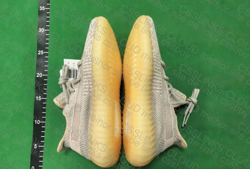 Yeezy 350 v2 Blind Box 3
