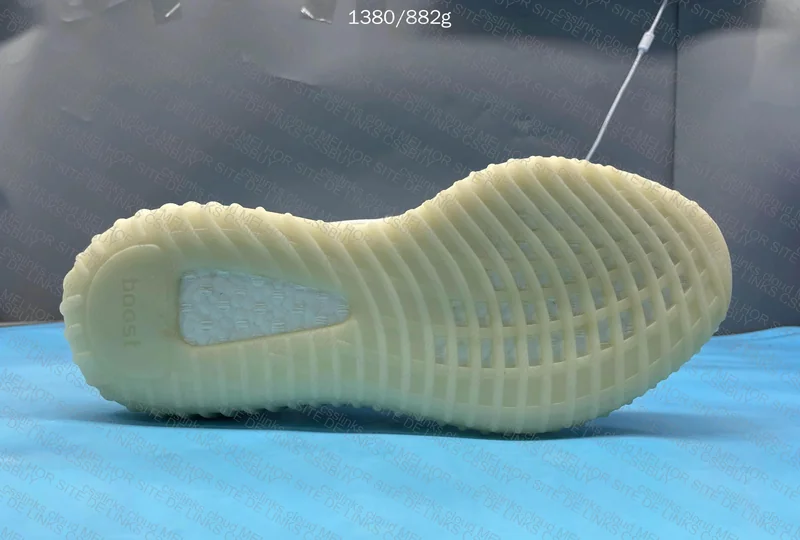 Yeezy 350 v2 Blind box 5