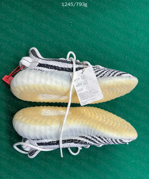 yeezy 350 v2 blind box 2