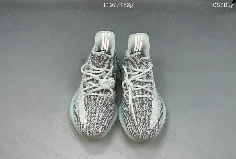 Yeezy 350 V2 Blue Tint 4