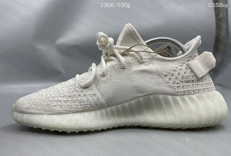 Yeezy 350 V2 'Bone' 6