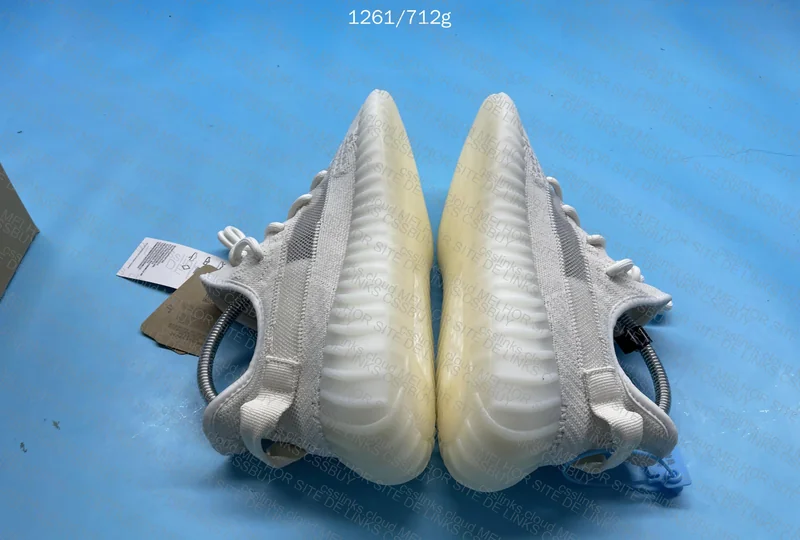 Yeezy 350 V2 Bone 7