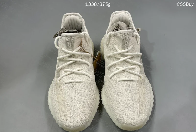 Yeezy 350 V2 Bone GL? 2