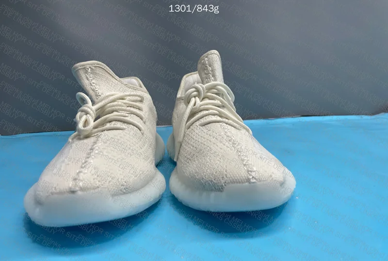 Yeezy 350 V2 Bone GL?? 2