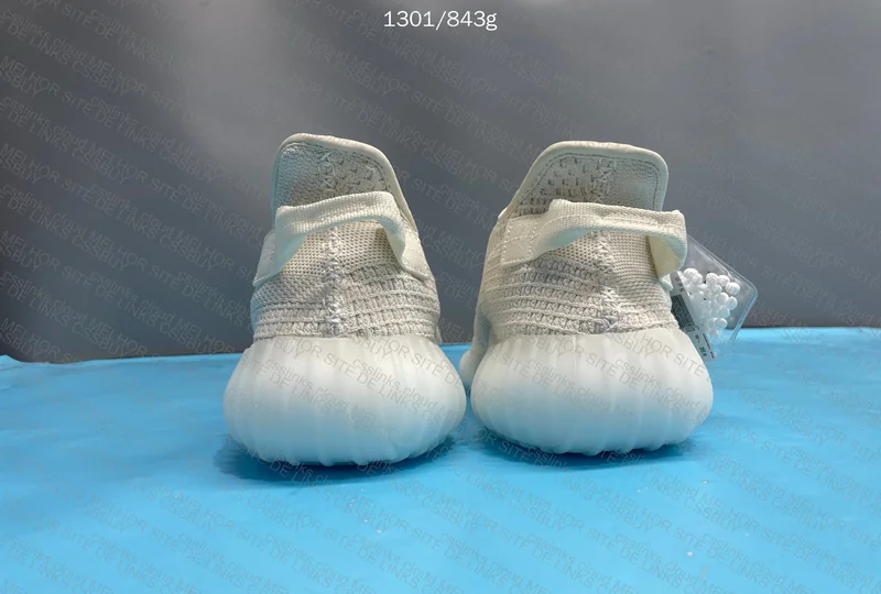Yeezy 350 V2 Bone GL?? 4