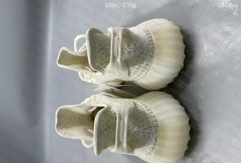 Yeezy 350 V2 Bone - STOS 4