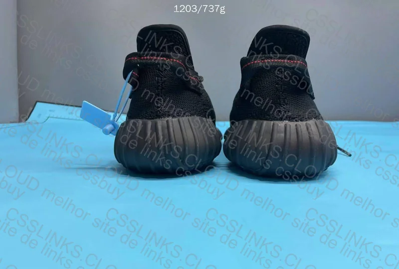 Yeezy 350 V2 Bred