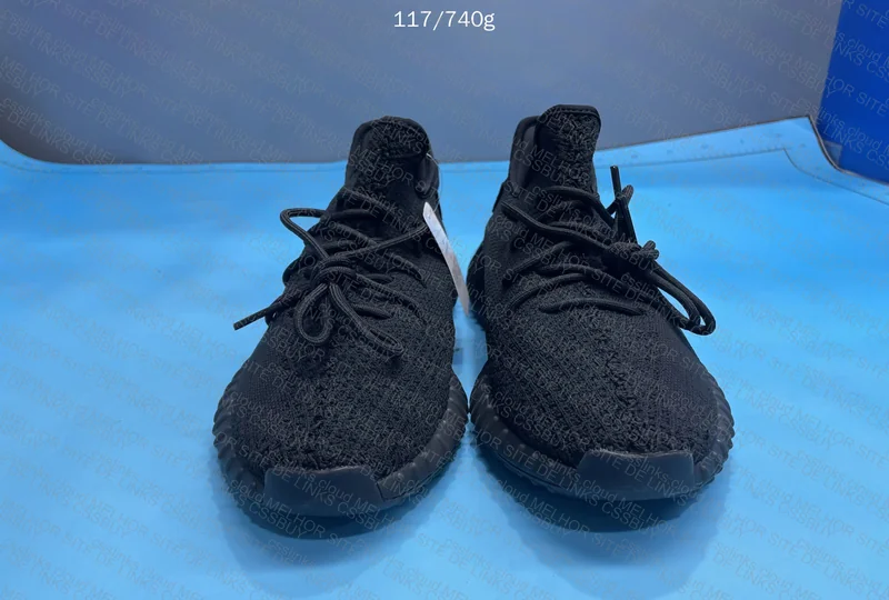 yeezy 350 v2 bred 2