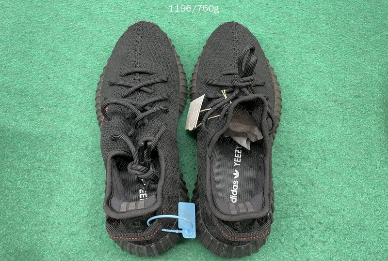 Yeezy 350 V2 Bred 2