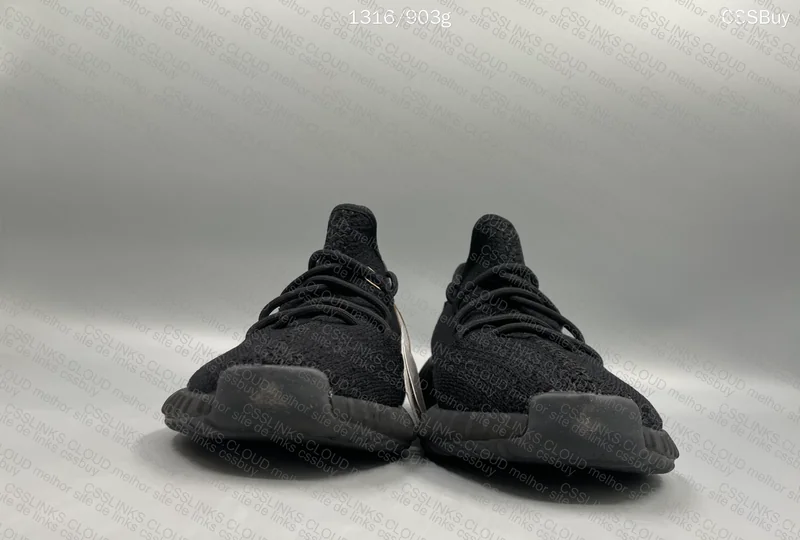 YEEZY 350 V2 BRED LW 4