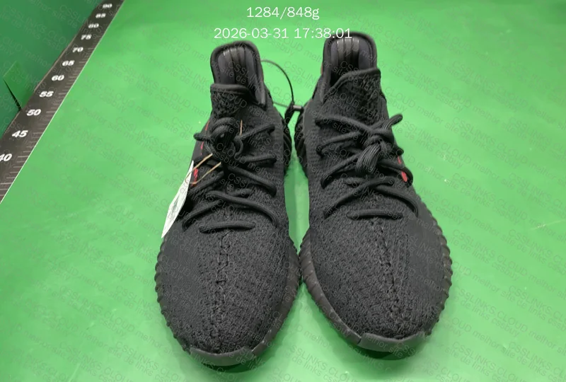Yeezy 350 V2 Bred | LW 3
