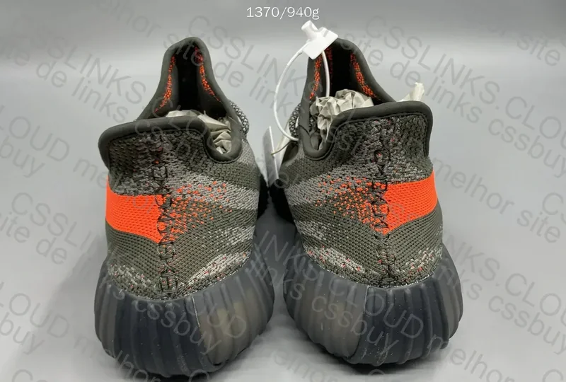 Yeezy 350 v2 - Carbon Beluga - LW 2