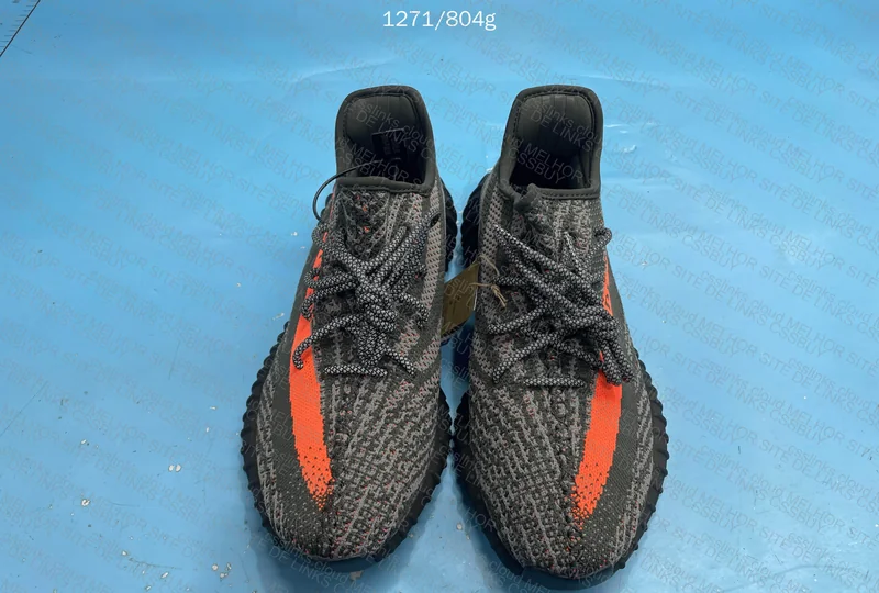 Yeezy 350 V2 Carbon (OG batch)