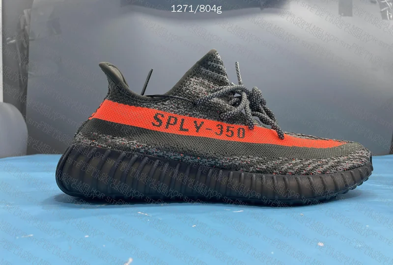 Yeezy 350 V2 Carbon (OG batch) 7