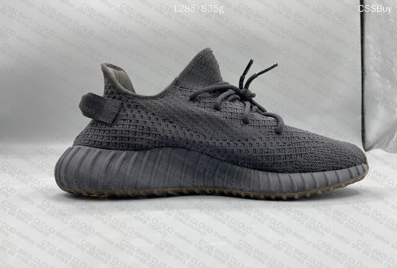 Yeezy 350 V2 CINDER REFLECTIVE - STOS AVALIEM 6