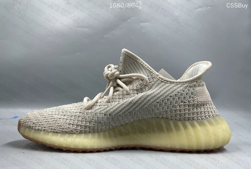 Yeezy 350 v2 citrin 3