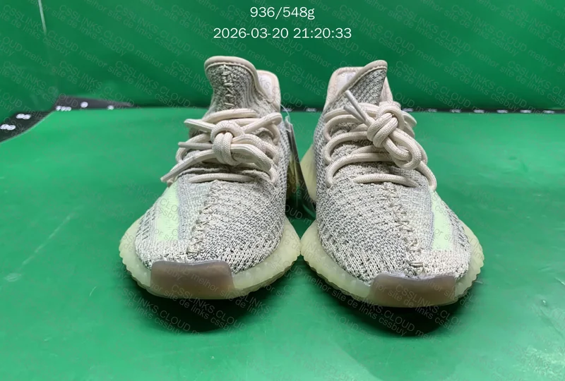 Yeezy 350 v2 Citrin - Blind Box 2