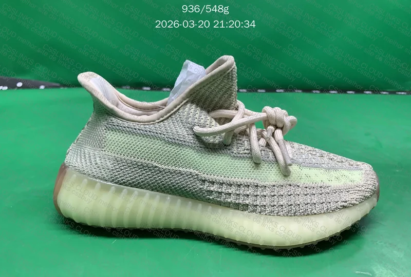 Yeezy 350 v2 Citrin - Blind Box 4