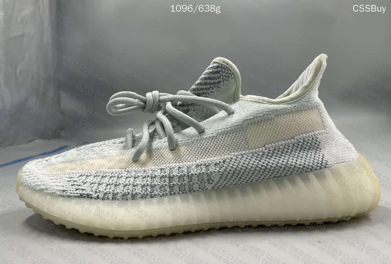 Yeezy 350 v2 Cloud White