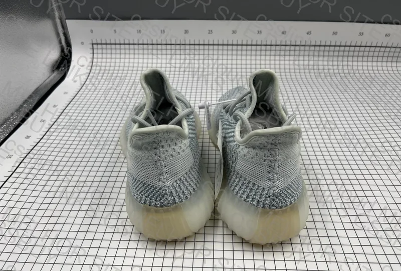 yeezy 350 v2 cloud white 3