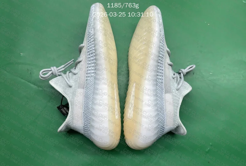 Yeezy 350 v2 Cloud white Lw 7
