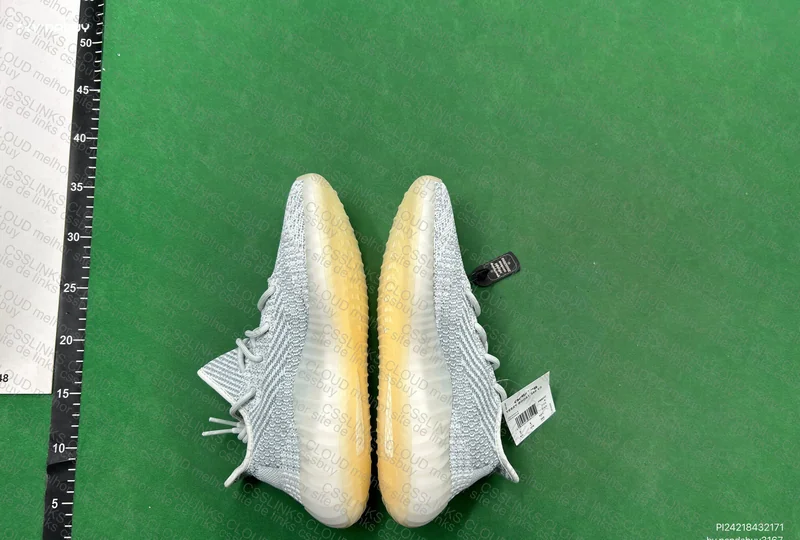 yeezy 350 v2 cloud white reflective 6