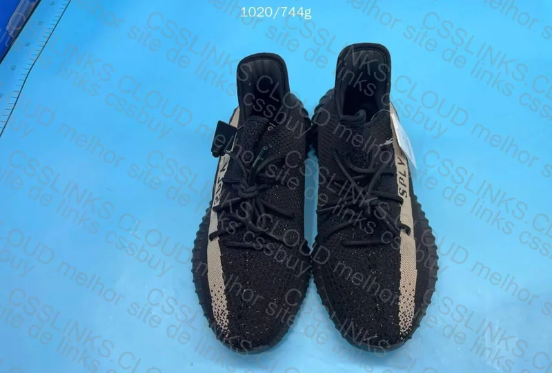 Yeezy 350 V2 Core Black White