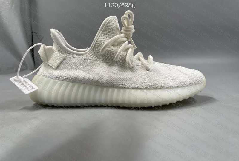 Yeezy 350 v2 Cream White 4