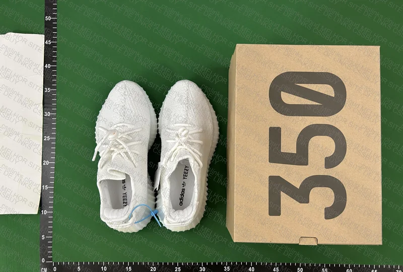 Yeezy 350 v2 Cream White 6