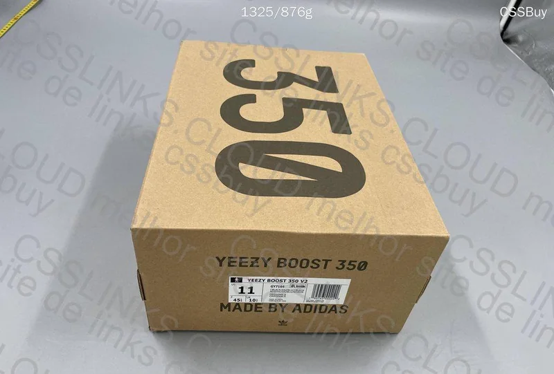 Yeezy 350 v2 Dazzling Blue 6
