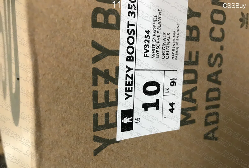 Yeezy 350 V2 FV3254 3