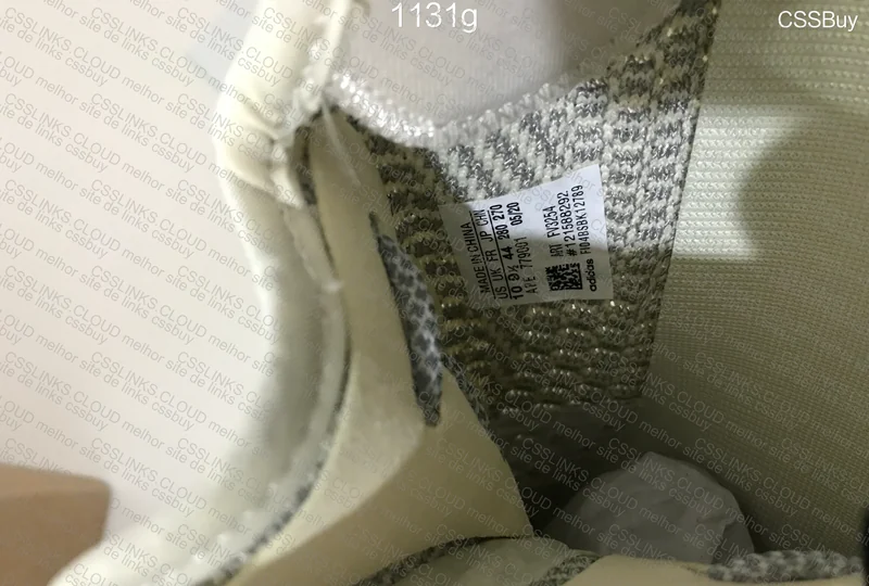 Yeezy 350 V2 FV3254 4