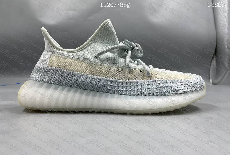 Yeezy 350 v2. GL? 3