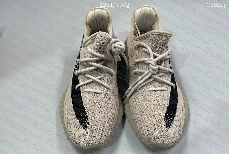YEEZY 350 V2 (GL?) 2
