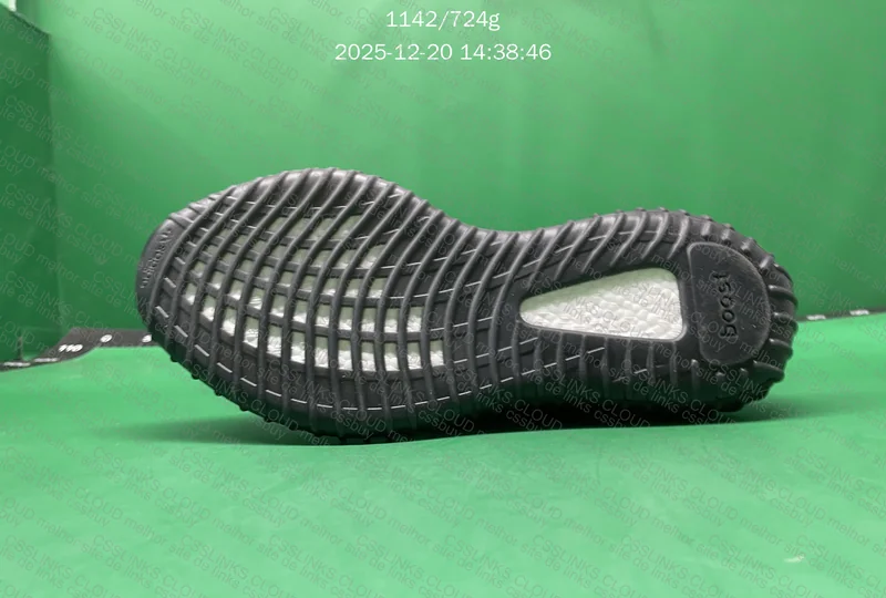 Yeezy 350 V2 HQ 4540 6