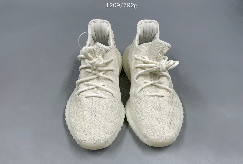 yeezy 350 v2 JMDY